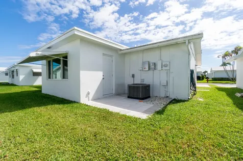 2391 SW 13th Terrace Boynton Beach FL 33426