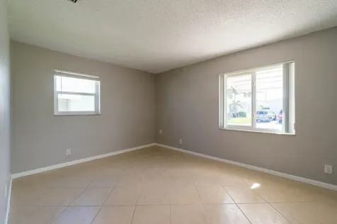 2391 SW 13th Terrace Boynton Beach FL 33426