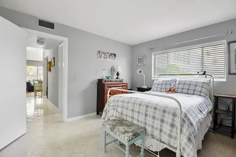 3000 Lake Osborne Drive Lake Worth Beach FL 33461