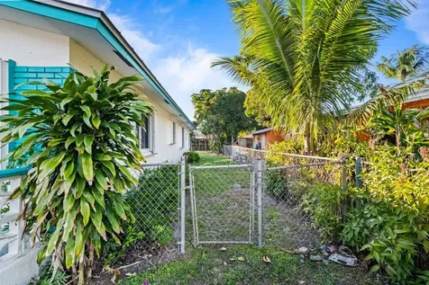 3443 Ne 3rd Avenue Oakland Park FL 33334