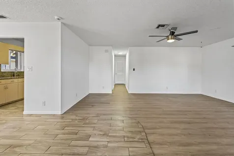 3443 Ne 3rd Avenue Oakland Park FL 33334