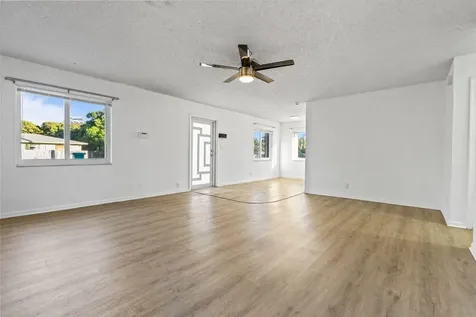 3443 Ne 3rd Avenue Oakland Park FL 33334