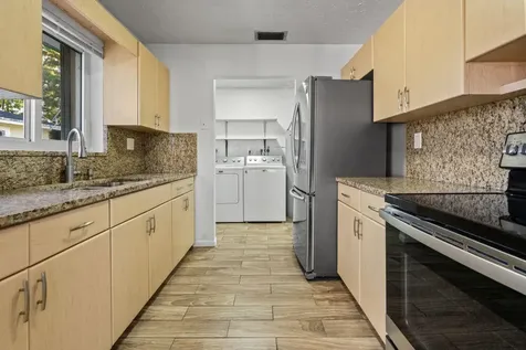 3443 Ne 3rd Avenue Oakland Park FL 33334