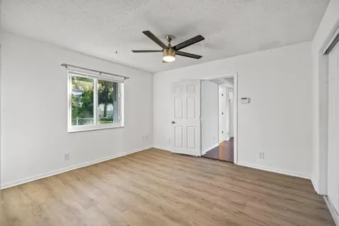 3443 Ne 3rd Avenue Oakland Park FL 33334