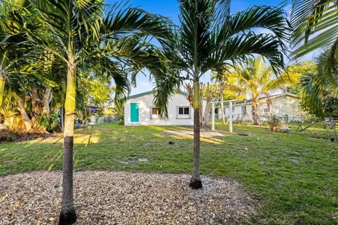 3443 Ne 3rd Avenue Oakland Park FL 33334