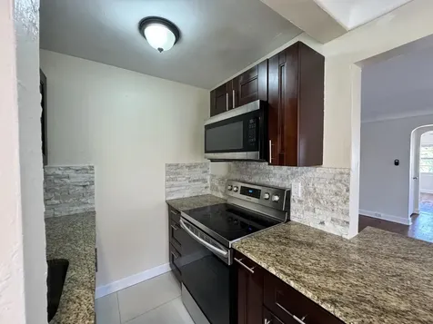 14 S M Street Lake Worth Beach FL 33460