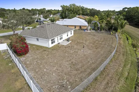 6942 Nw Hershy Circle Port Saint Lucie FL 34983