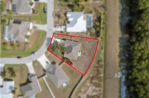 6942 Nw Hershy Circle Port Saint Lucie FL 34983