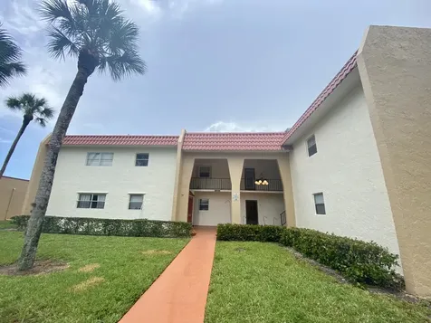138 Lake Frances Drive West Palm Beach FL 33411