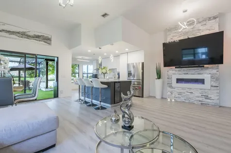 8321 Bonita Isle Drive Drive Lake Worth FL 33467