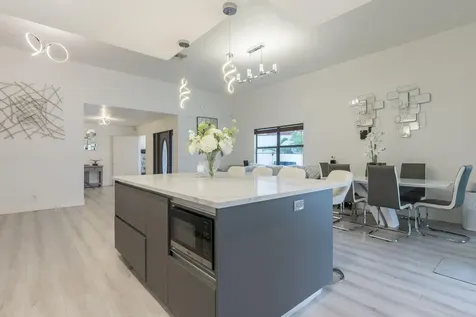 8321 Bonita Isle Drive Drive Lake Worth FL 33467