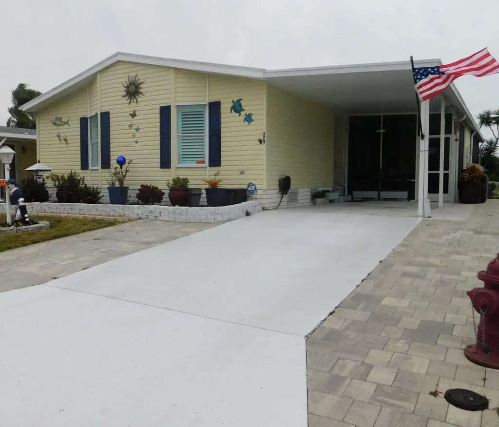 529 Hemingway Terrace Fort Pierce FL 34982