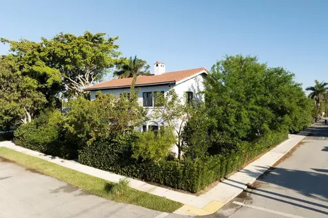 1629 S Lakeside Drive Lake Worth Beach FL 33460