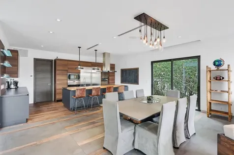 830 Ne 71st Street Boca Raton FL 33487