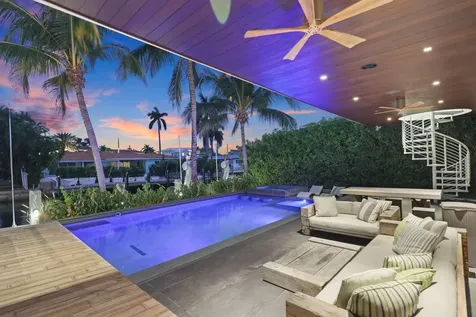 830 Ne 71st Street Boca Raton FL 33487