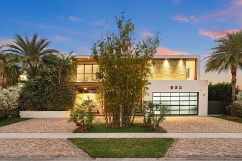 830 Ne 71st Street Boca Raton FL 33487