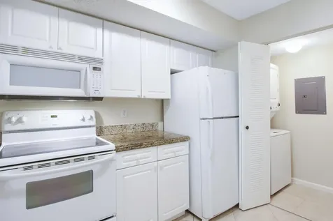284 Village Boulevard Tequesta FL 33469