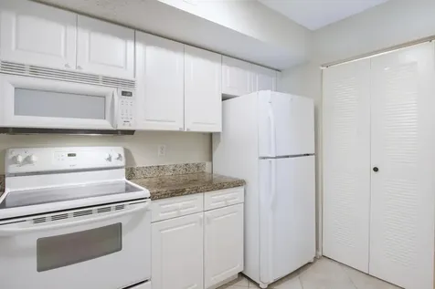 284 Village Boulevard Tequesta FL 33469