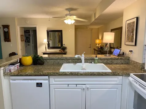 284 Village Boulevard Tequesta FL 33469