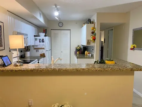 284 Village Boulevard Tequesta FL 33469