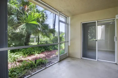 284 Village Boulevard Tequesta FL 33469