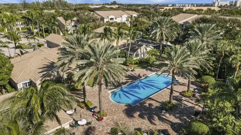 284 Village Boulevard Tequesta FL 33469