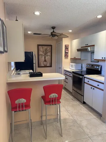 17 Lake Vista 207 Trail Port Saint Lucie FL 34952