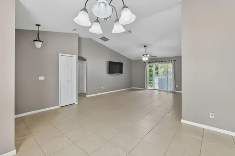 933 Sw General Patton Terrace Port Saint Lucie FL 34953