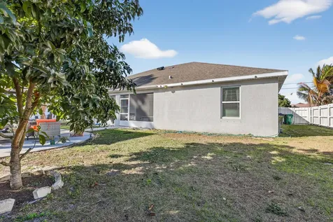 1780 Sw Buttercup Avenue Port Saint Lucie FL 34953