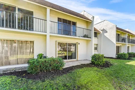 2905 Sw 22nd Avenue Delray Beach FL 33445