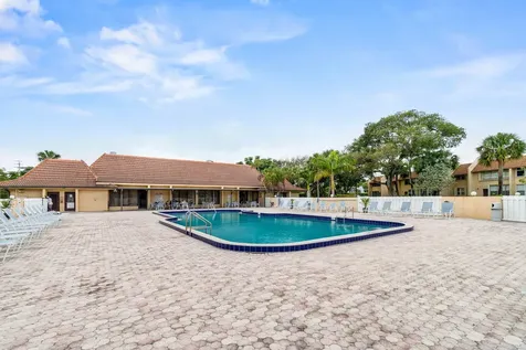 2905 Sw 22nd Avenue Delray Beach FL 33445