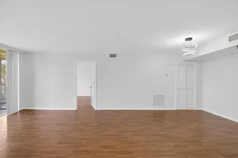 5260 NW 2nd Avenue Boca Raton FL 33487
