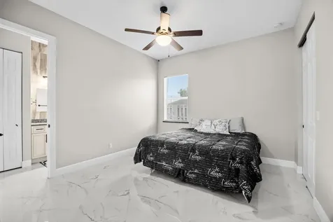 562 Sw Souris Avenue Port Saint Lucie FL 34953