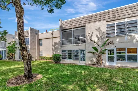 2900 Fiore Way Delray Beach FL 33445