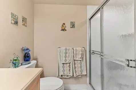 302 Capri G Delray Beach FL 33484