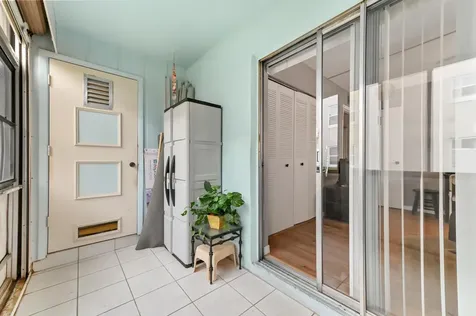 302 Capri G Delray Beach FL 33484