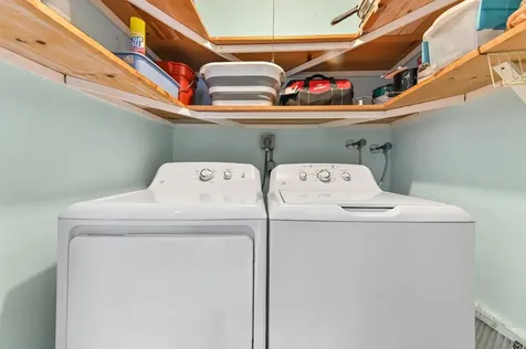 302 Capri G Delray Beach FL 33484