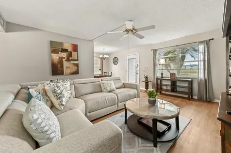 302 Capri G Delray Beach FL 33484