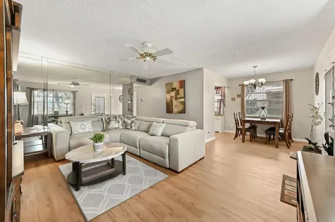 302 Capri G Delray Beach FL 33484