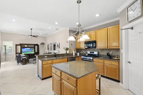 3968 W Hamilton Key West Palm Beach FL 33411