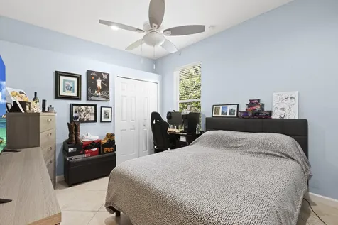 3968 W Hamilton Key West Palm Beach FL 33411