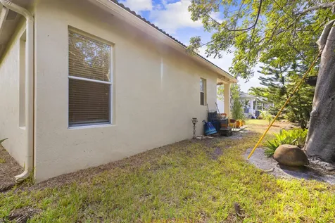 3968 W Hamilton Key West Palm Beach FL 33411