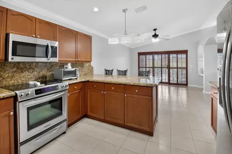 6304 Barton Creek Circle Lake Worth FL 33463