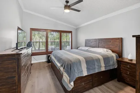 6304 Barton Creek Circle Lake Worth FL 33463