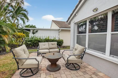 6304 Barton Creek Circle Lake Worth FL 33463