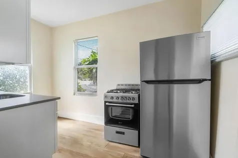 414 33rd Street West Palm Beach FL 33407