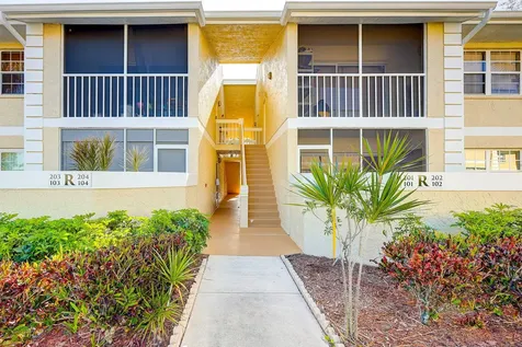 1558 SE Royal Green Circle Port Saint Lucie FL 34952