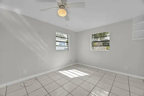 434 Ne Electra Avenue Port Saint Lucie FL 34983