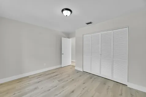 434 Ne Electra Avenue Port Saint Lucie FL 34983