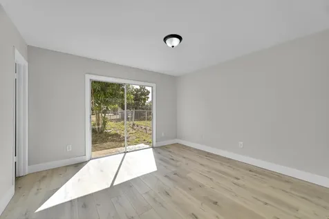 434 Ne Electra Avenue Port Saint Lucie FL 34983